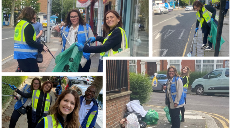 Barclays Bank colleagues set up litter pick in Ealing Broadway!